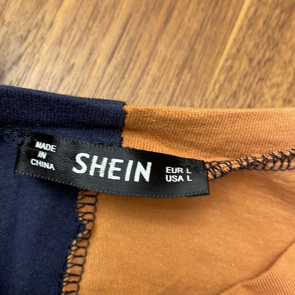 SHEIN Tee - Picture 5 of 5